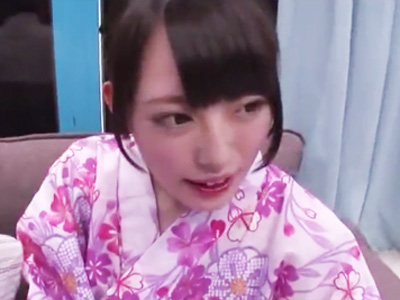 花火デートの帰りにMM号に誘導した素人ロリ娘が彼氏待たせて中出しハメでガチイキｗ
