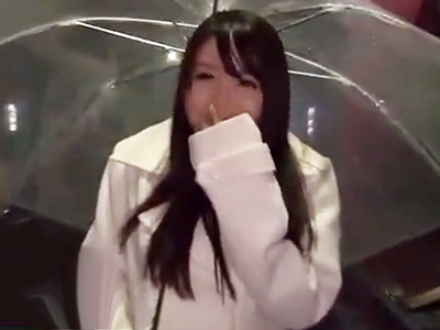 「私で大丈夫かな‥」童貞クンの筆おろしで緊張気味のアイドル系美女！！！