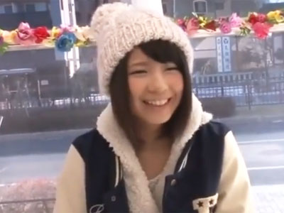 警戒心の薄い素人娘がMM号に乗ってしまい→大量顔射パコで簡単アクメ